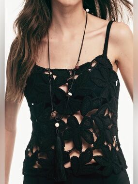 H&M Black Crochet Look Sleeveless Top Size M NWT